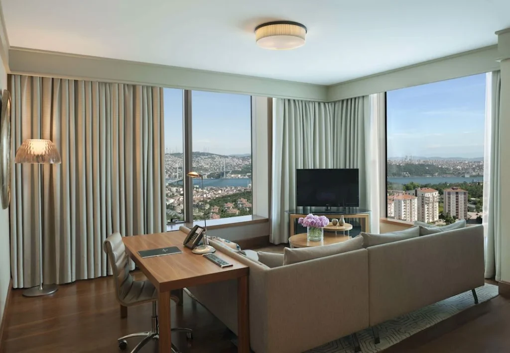 hotel renaissance istanbul bosphorus