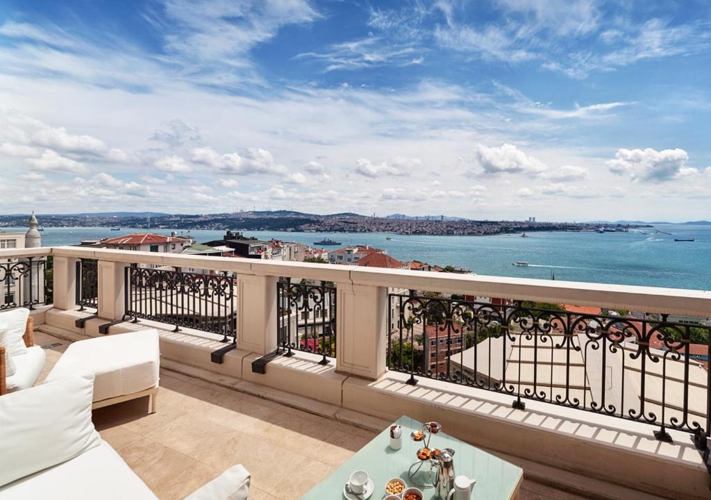 5 star hotel istanbul sea view