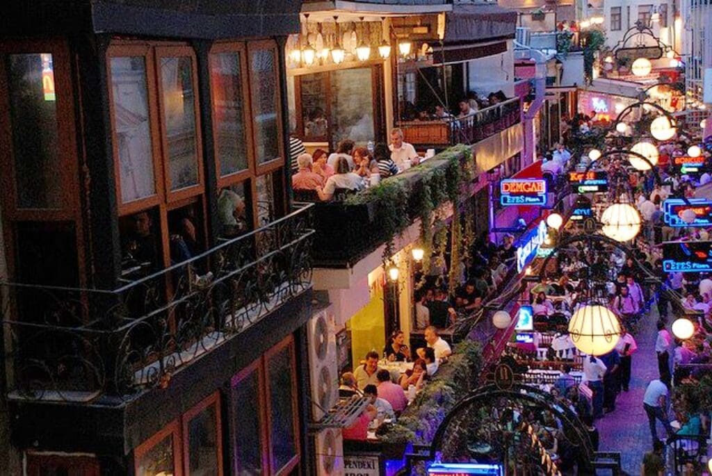 best neighborhoods in istanbul